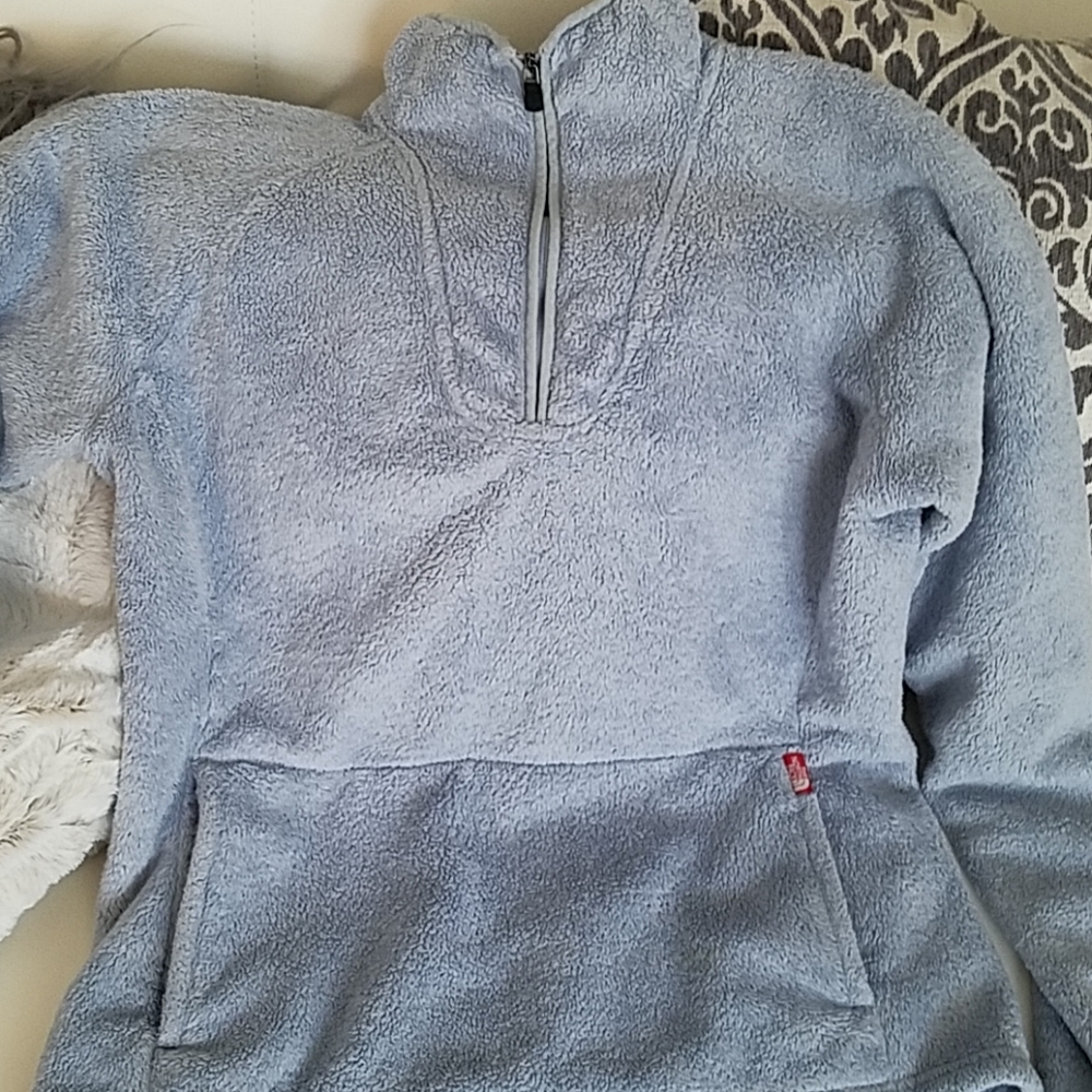 Cute Northface fleece.